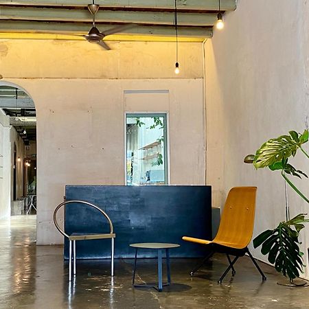 The Frame Guesthouse George Town Extérieur photo
