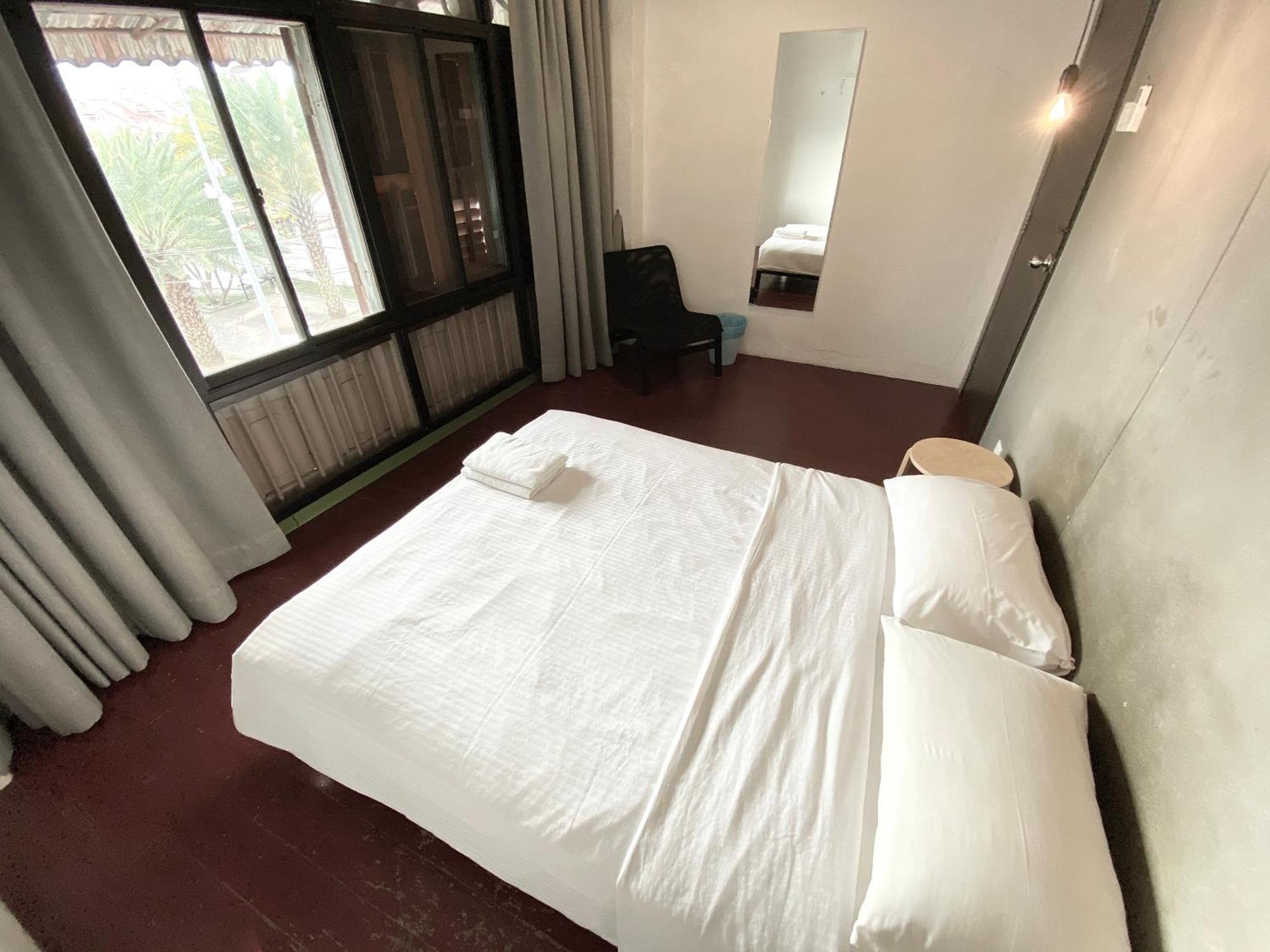 The Frame Guesthouse George Town Extérieur photo